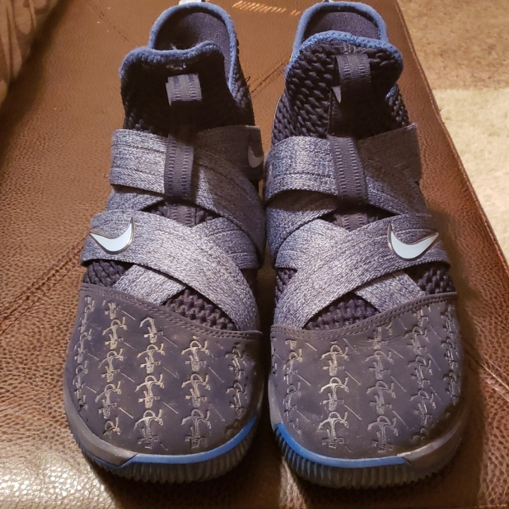 Nike LeBron Soldier 12